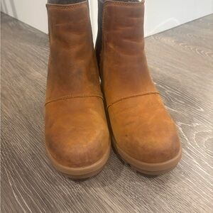 Sorel Women's Ankle Boots in Brown